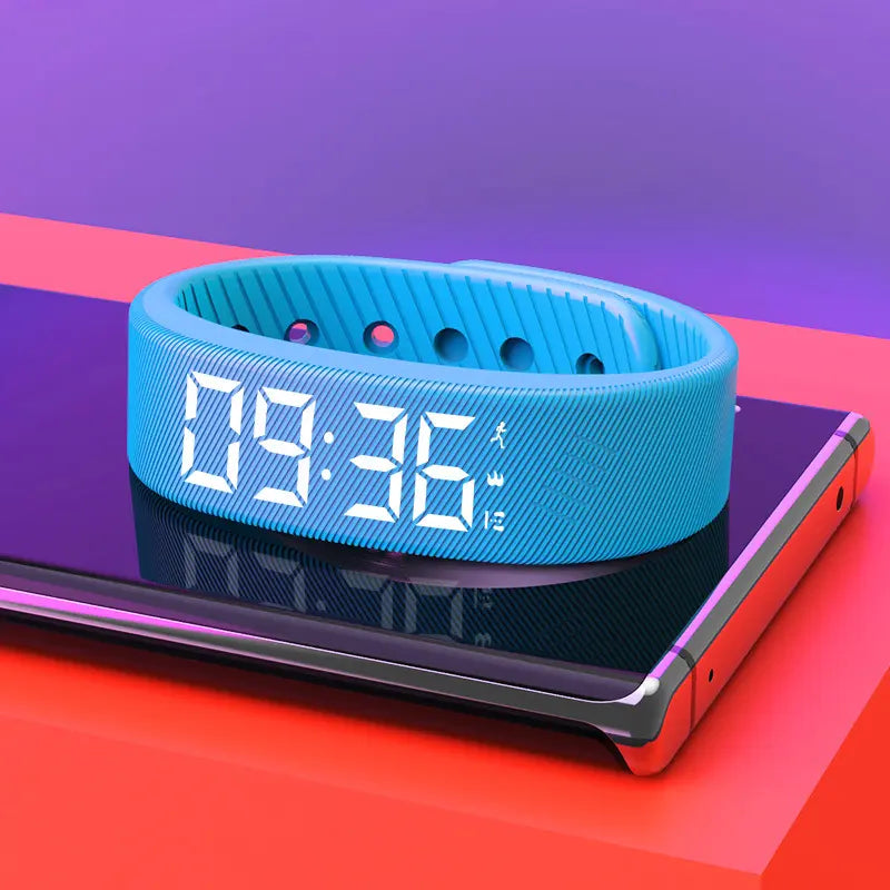 Fitness tracker band with silent alarm – view 11
